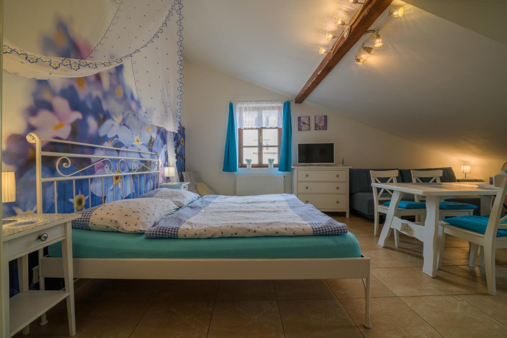 Penzion U Zámku Mělník Exterior foto